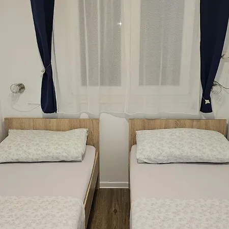 Liam Apartman Nečujam